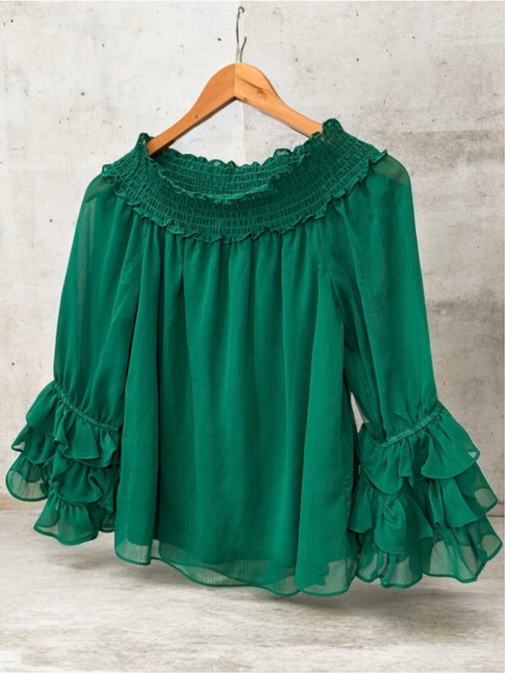 Women's CeCe Green Off-the-Shoulder Ruffle Blouse S